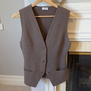 Aritzia Babaton Stakes sweater vest Button-Up Vest